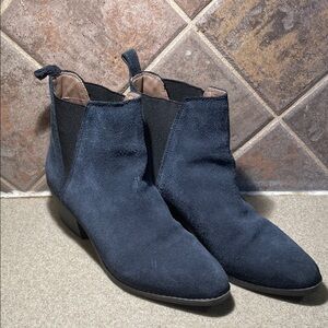Blue suede boots
